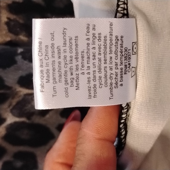 Pam & Gela Woman's Leopard Print Pull Up Pants With Side Slits, Size: M - Picture 9 of 12